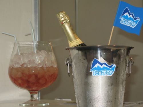 ��� �� food & drinks